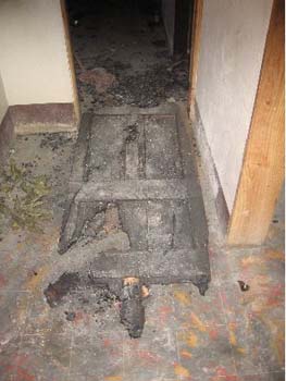 burneddoor